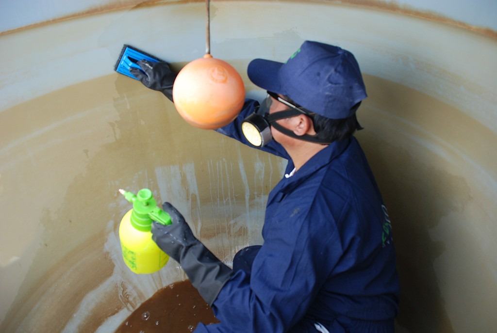 water tank cleaning services in dubai by dubaiclean